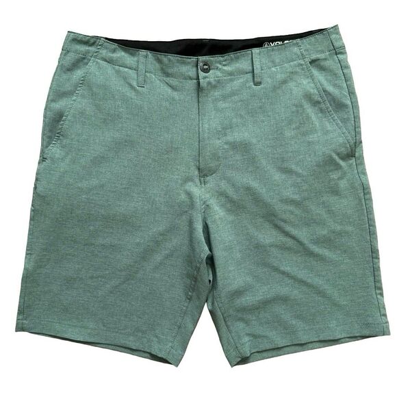 Volcom Surf & Turf Hybrid Shorts Mens 38 Green 4-Way Stretch Boardwalk Golf - Picture 1 of 8